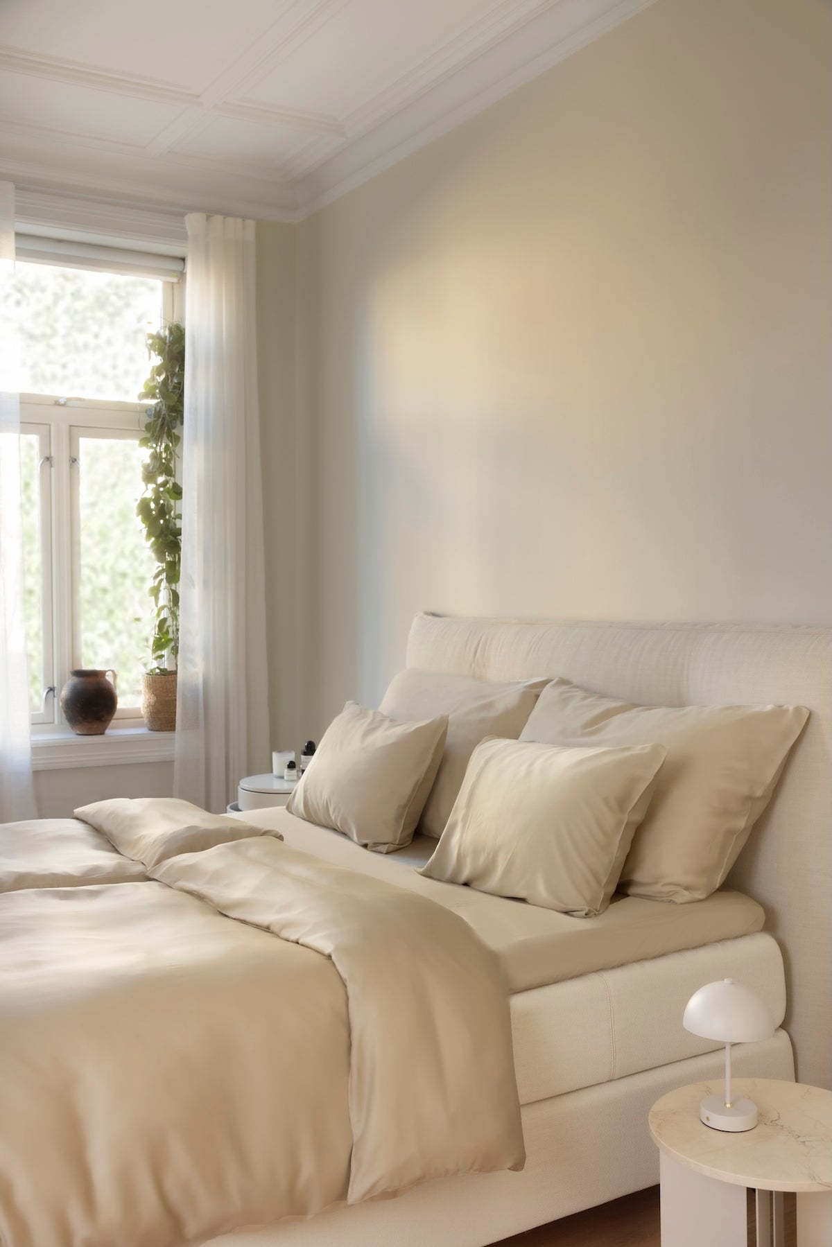 Beige sengesett